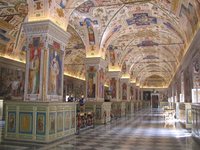 A biblioteca do Vaticano vai surpreender você