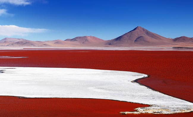 lago vermelho