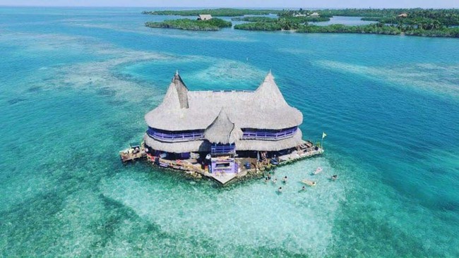 casa-en-el-agua2