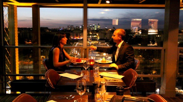 restaurante-torre-eiffel