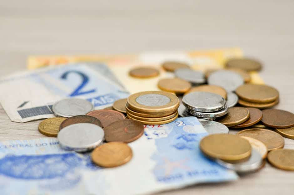 8 dicas práticas para juntar dinheiro e fazer a viagem acontecer