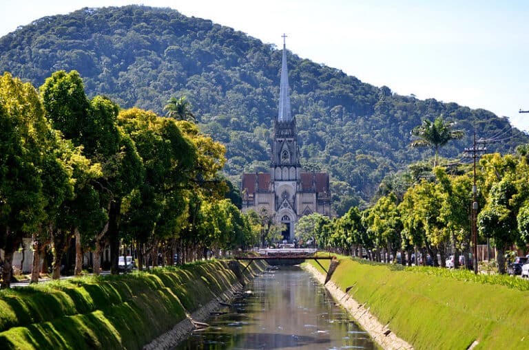 Petrópolis: tranquilidade e mil encantos na Serra do Rio de Janeiro