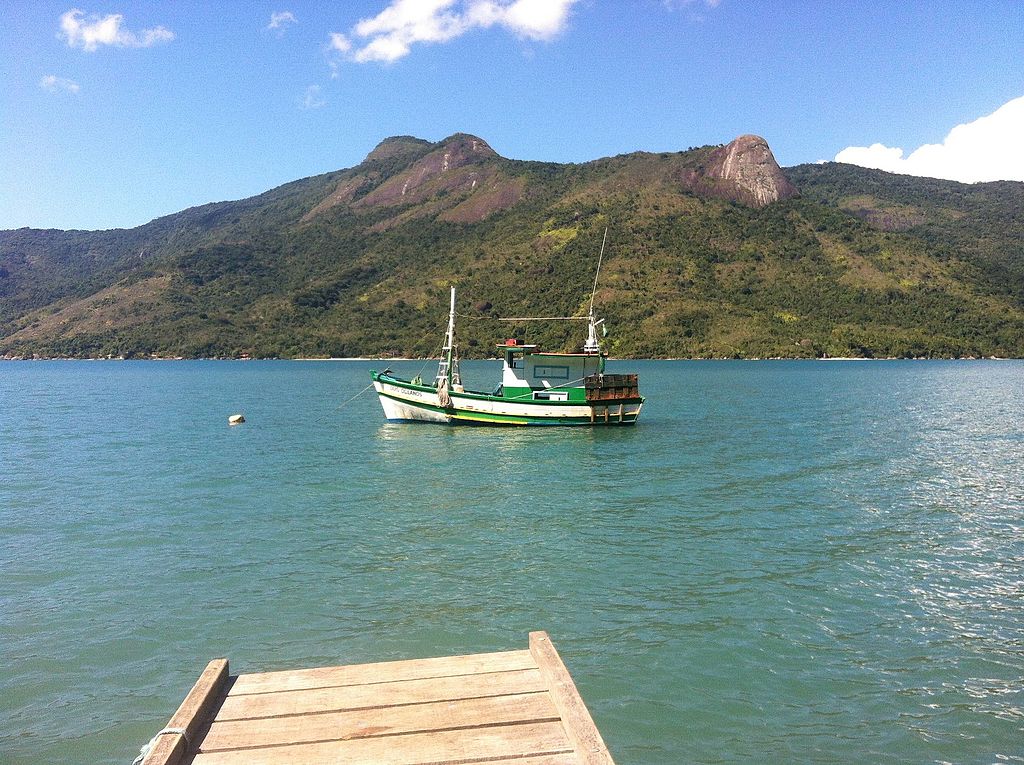 Saco do Mamanguá: refúgio caiçara entre mar e montanhas de Paraty