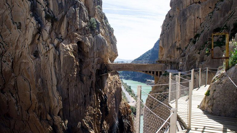 El Caminito del Rey, ‘o caminho mais perigoso do mundo’, atrai aventureiros na Espanha