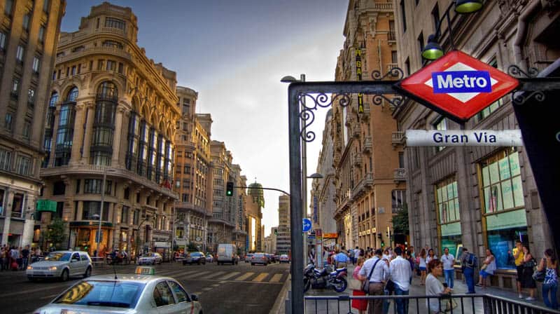Com lojas para todos os gostos, Gran Vía é parada obrigatória em Madrid