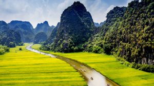 Tam Coc resguarda uma das paisagens mais lindas do Vietnã