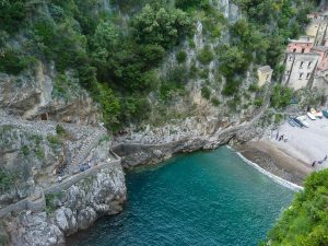 A bela Costa Amalfitana e o imperdível Fiorde de Furore