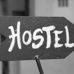 Ficar em hostel é seguro? Dicas para escolher um albergue sem perrengue
