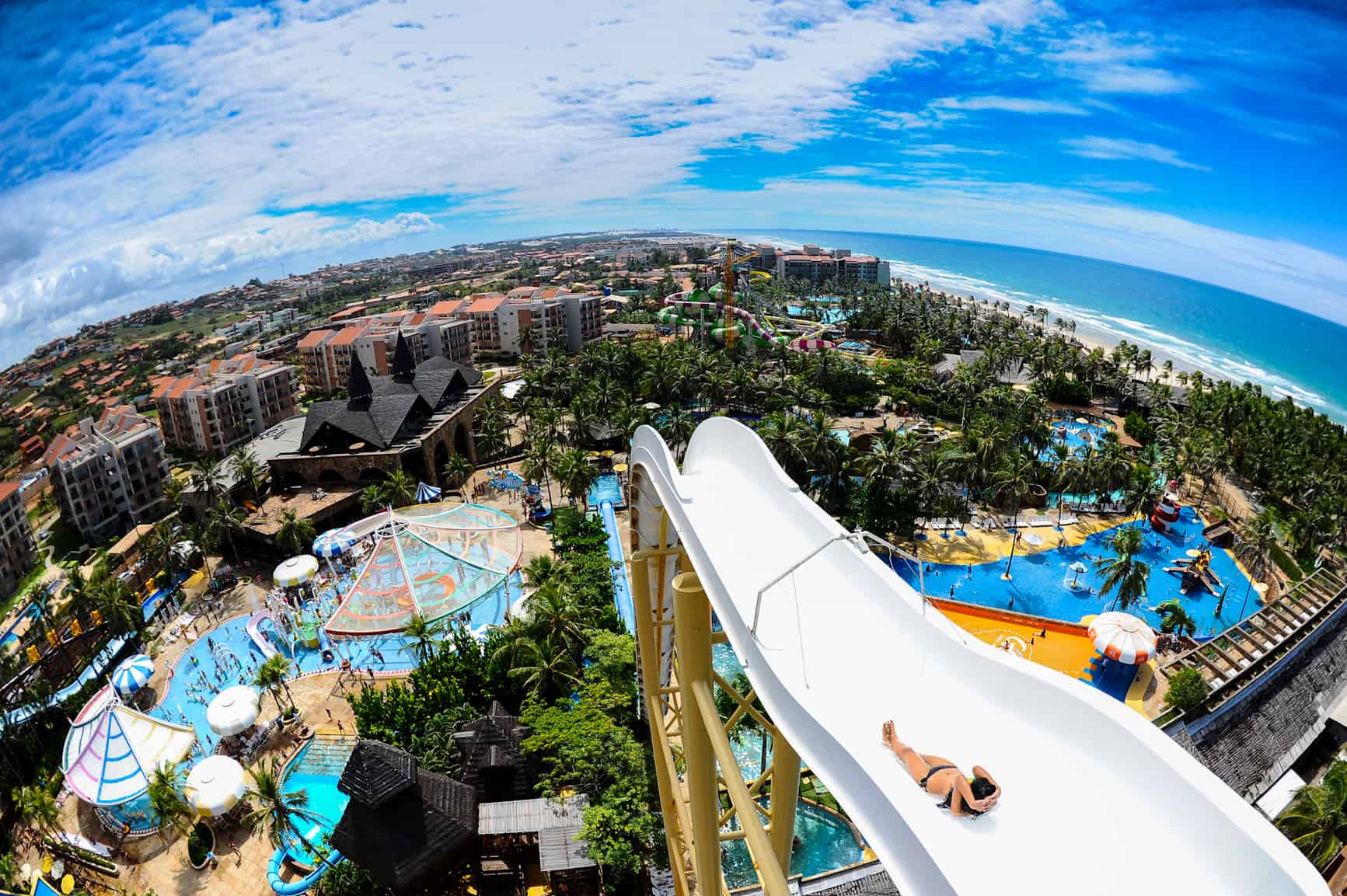Guia Beach Park o que fazer para curtir um dia no parque aquático