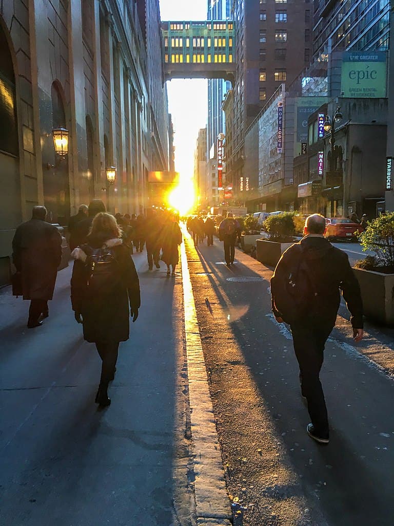 Manhattanhenge - pôr do sol em Nova York