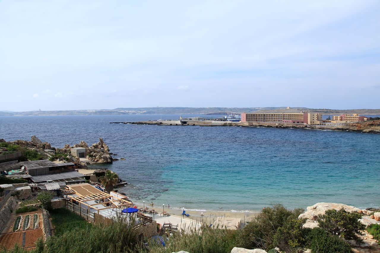 praias paradisiacas em malta