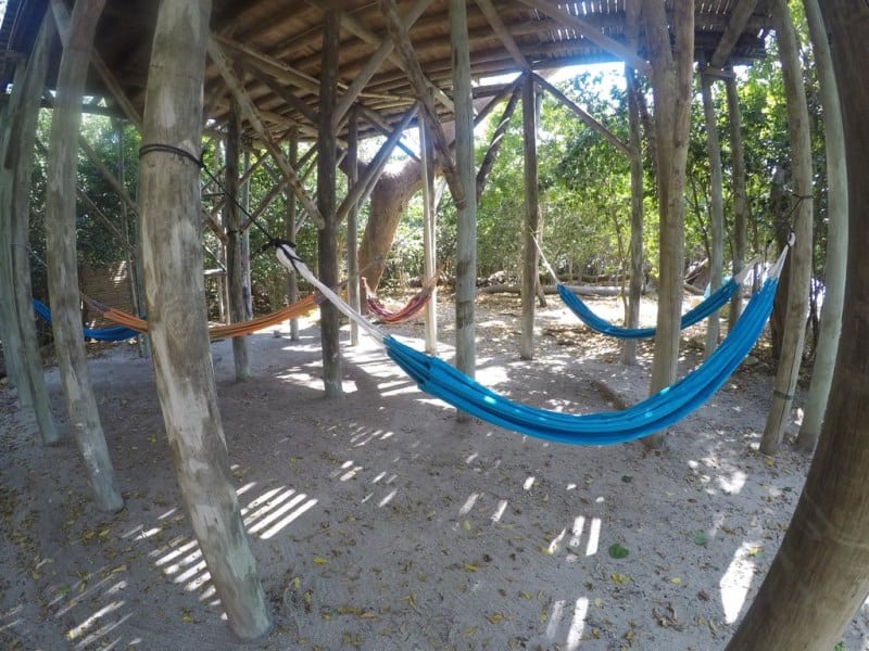 hostel em ilha paradisiaca