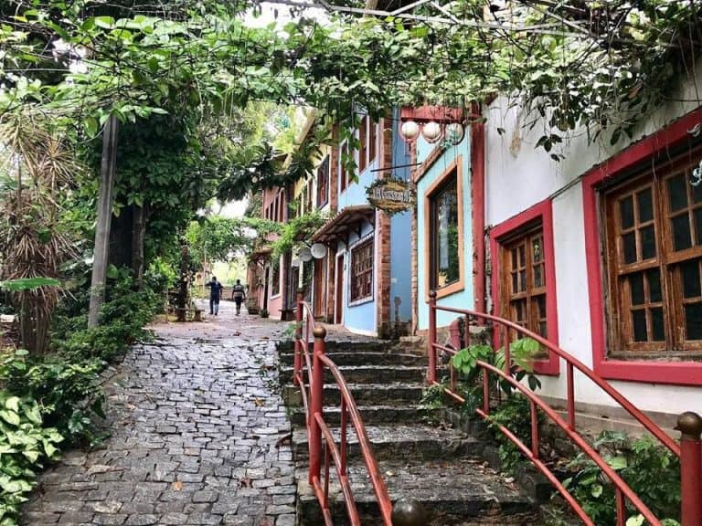 Mercado Vila Rica: empório ao ar livre em Belo Horizonte reúne delícias mineiras de várias regiões