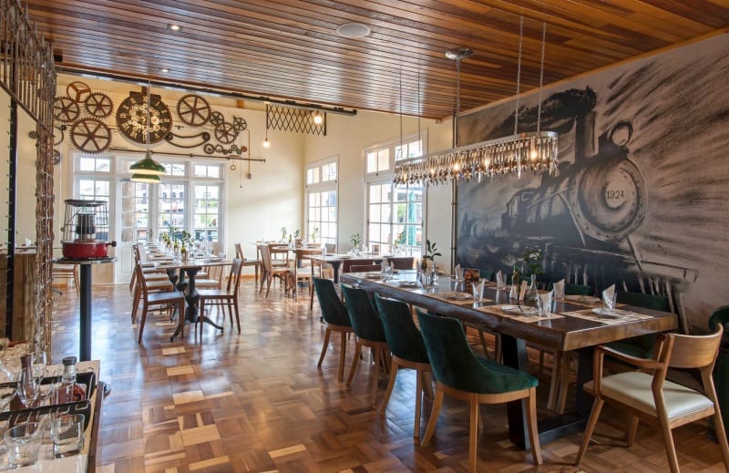 ferreo restaurante em canela