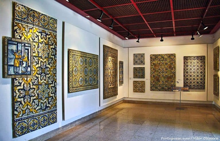 Museu do Azulejo de Lisboa conta a história de Portugal impressa em cerâmica