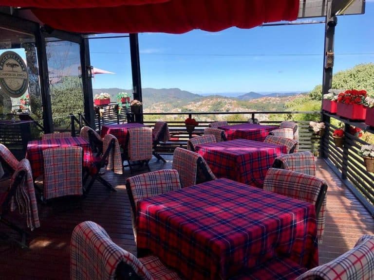 Com mirante, café em Campos do Jordão é uma boa pausa na cidade