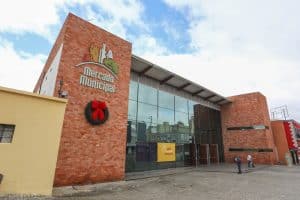 mercado municipal de curitina