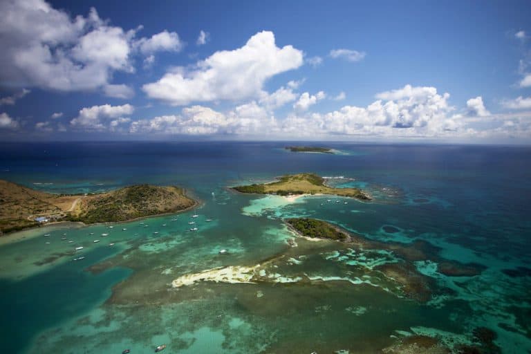 Saint-Martin: uma ilha franco-holandesa em pleno Caribe