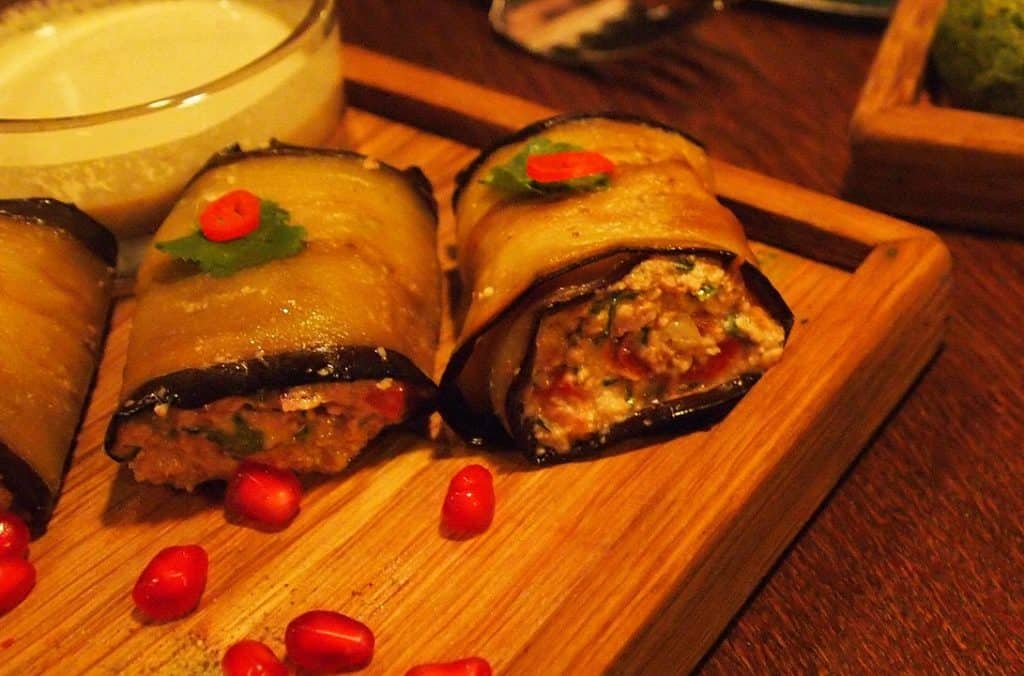 Badrijani, prato vegetariano internacional da Geórgia