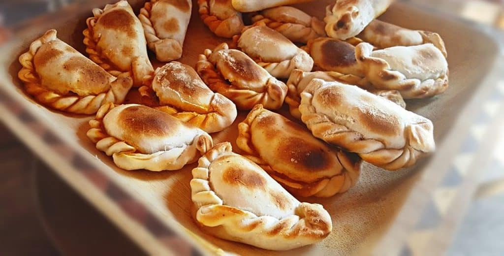 Bandeja de empanadas argentinas