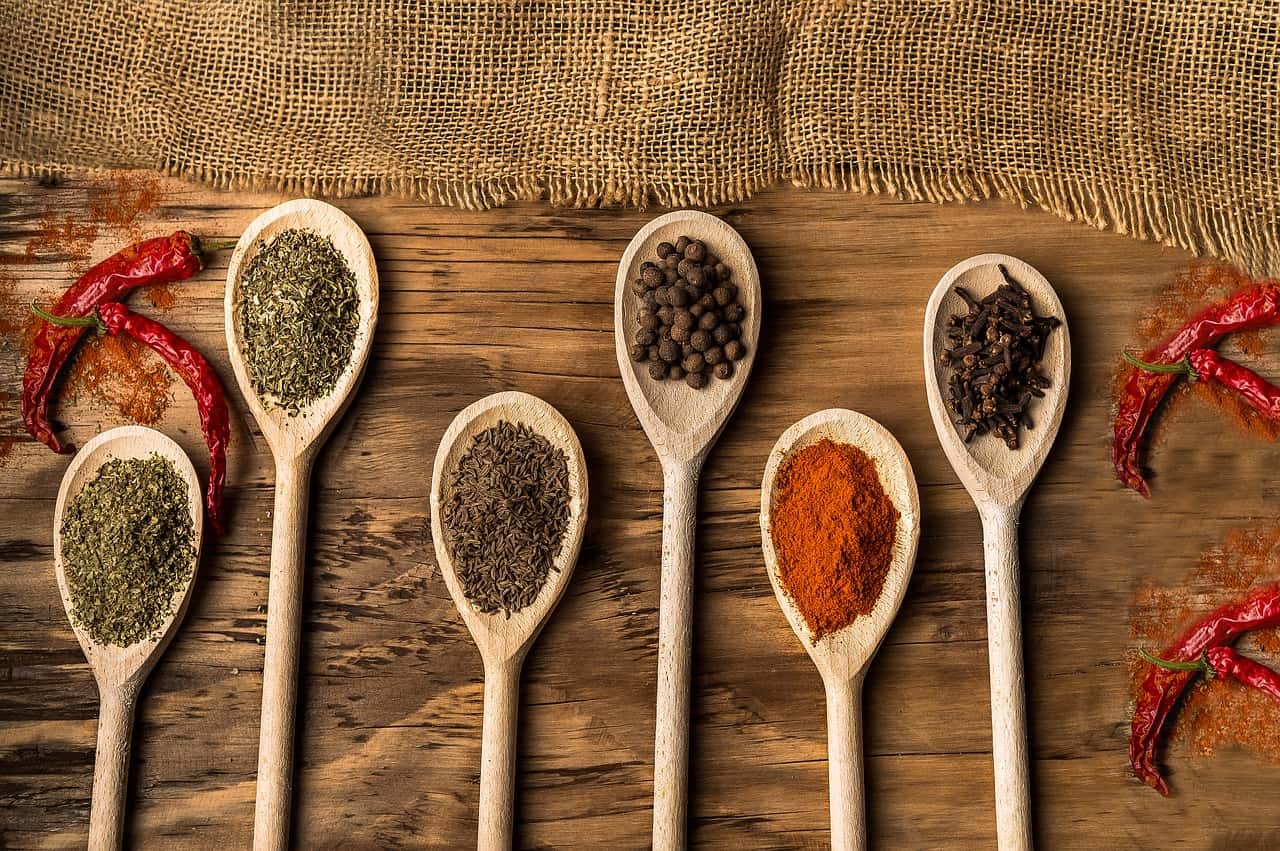 Chefs internacionais com estrela Michelin dão dicas de receitas deliciosas para fazer em casa