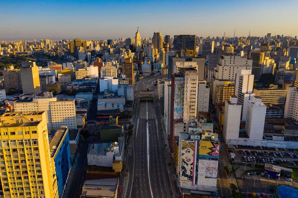 Fotógrafo capta imagens 360 graus de São Paulo vazia