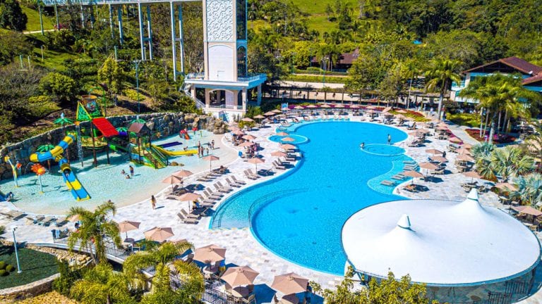 Fazzenda Park anuncia maior piscina aquecida ao ar livre do sul do país