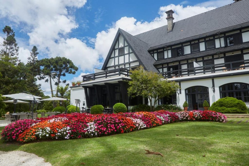 Fachada externa do Ort Hotel
