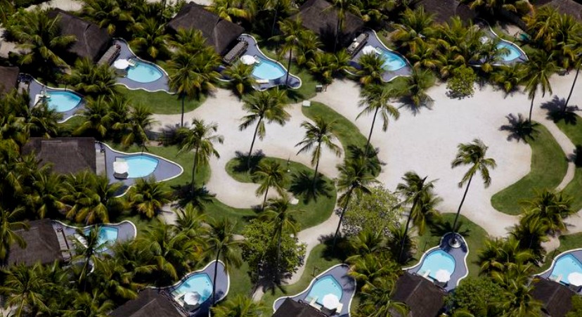 No Nannai Resort você pode aproveitar do sistema meia pensão e ainda do serviço de praia/Foto: Divulgação