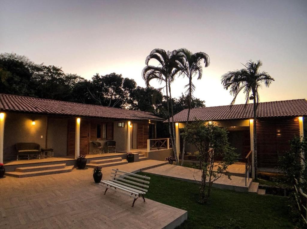 As acomodações da pousada são muito aconchegantes e algumas opções bem luxuosas/Foto: Booking