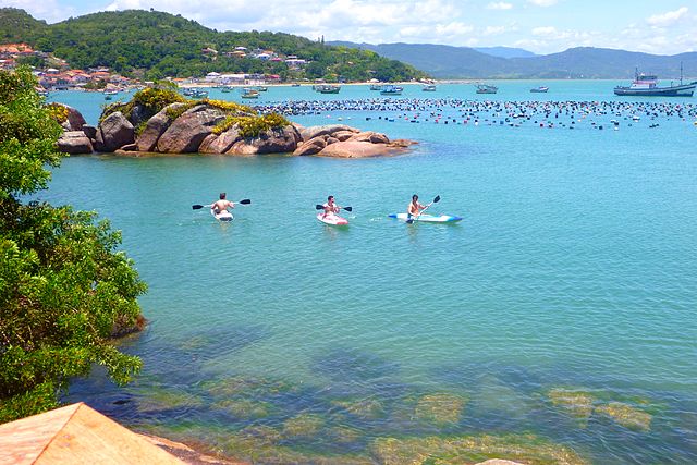 Governador Celso Ramos SC: conheça o destino com mais de 40 belas praias