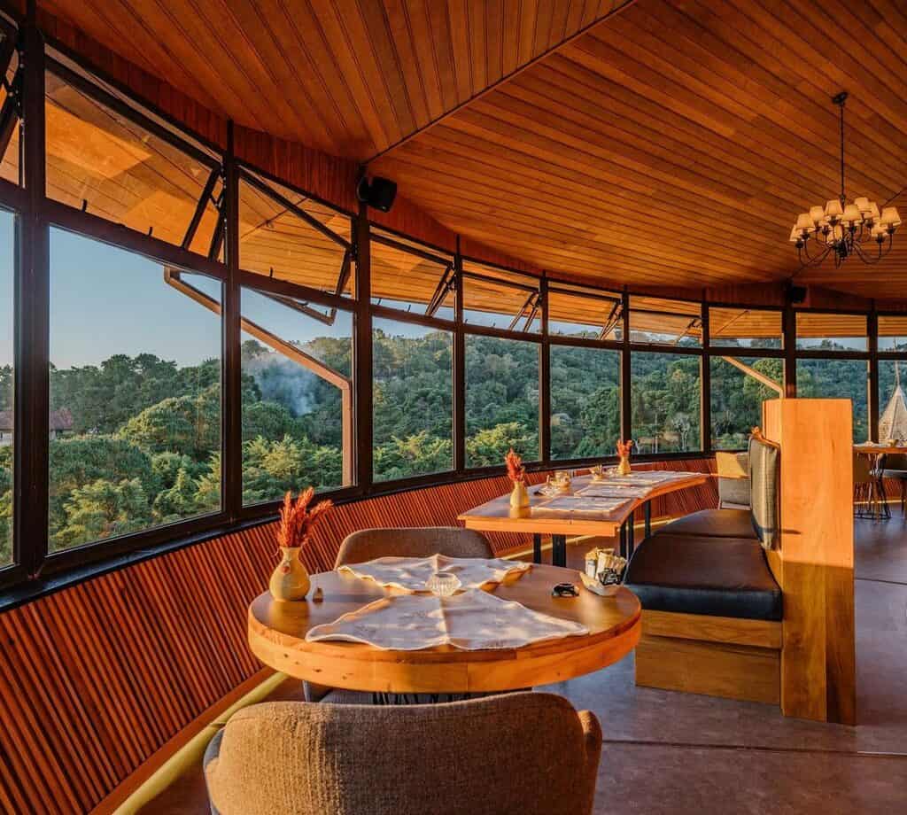 restaurante giratório em Monte Verde