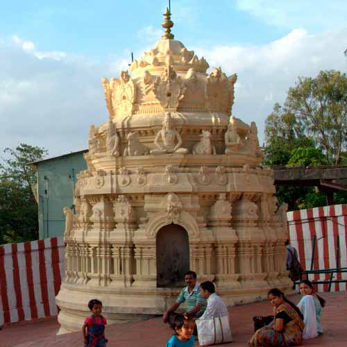 Templo Gavi Gangadhareshwara